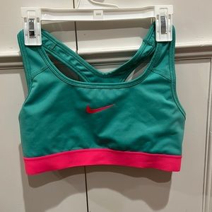 nike sports bra. youth large